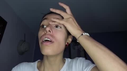 Stephania online show from 03-11-26, 05:52