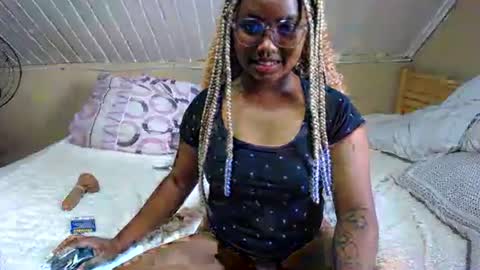 perfectly imperfect girl online show from 03-07-25, 06:02