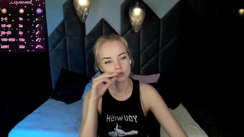 Stephanie Sea online show from 02-05-25, 08:54