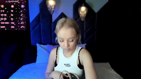 Stephanie Sea online show from 02-18-25, 01:55