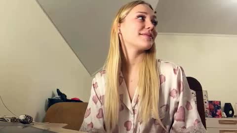 Steph online show from 03-16-26, 01:59