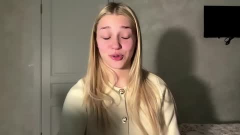 Steph online show from 04-12-26, 04:01