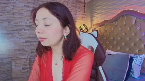 Stephaniesun  online show from 05-12-26, 01:08