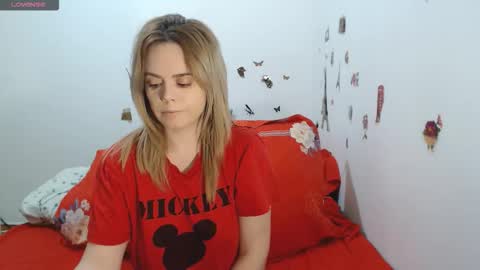 Stephanie   online show from 02-02-26, 11:09