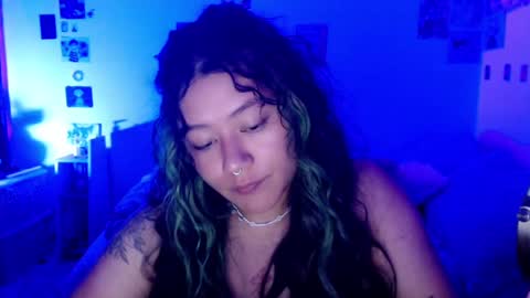 Stephanie  online show from 12-12-24, 03:43