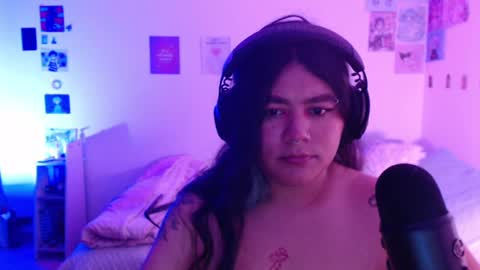 Stephanie  online show from 12-14-24, 04:34