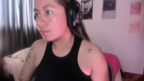 Snapshot of stephanifox chatting on 03-04-26, 08:37 Stephanie online show from 03-04-26, 08:37