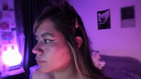 Snapshot of stephanifox chatting on 03-20-26, 02:49 Stephanie online show from 03-20-26, 02:49