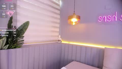 Stephany  online show from 05-07-26, 04:34