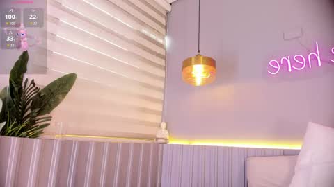 Stephany  online show from 05-11-26, 04:48