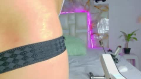 Anny online show from 06-26-26, 02:16