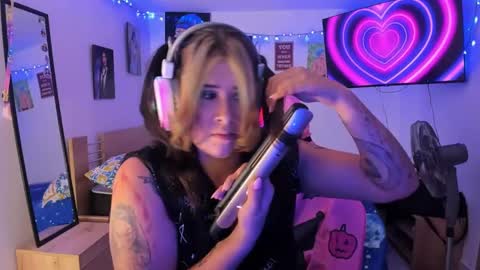 Stephany  independient model  online show from 01-10-25, 01:21