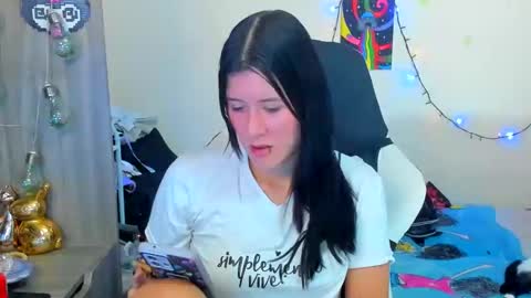 Stephany  independient model  online show from 11-05-25, 12:21