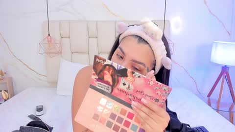 Snapshot of stephanysc chatting on 12-14-24, 10:50 Stefanny online show from 12-14-24, 10:50