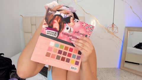 Snapshot of stephanysc chatting on 01-18-25, 10:06 Stefanny online show from 01-18-25, 10:06