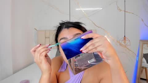 Snapshot of stephanysc chatting on 02-01-25, 10:23 Stefanny online show from 02-01-25, 10:23