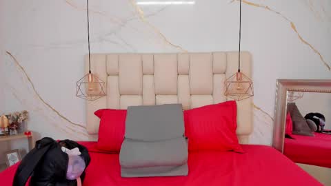 Snapshot of stephanysc chatting on 02-11-25, 10:07 Stefanny online show from 02-11-25, 10:07