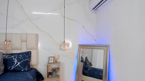 Snapshot of stephanysc chatting on 02-25-25, 10:18 Stefanny online show from 02-25-25, 10:18