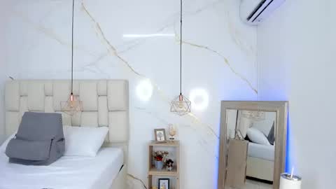 Snapshot of stephanysc chatting on 03-04-25, 01:01 Stefanny online show from 03-04-25, 01:01