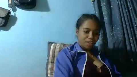 Snapshot of stephaolysca chatting on 05-19-26, 06:03 stephaolysca online show from 05-19-26, 06:03