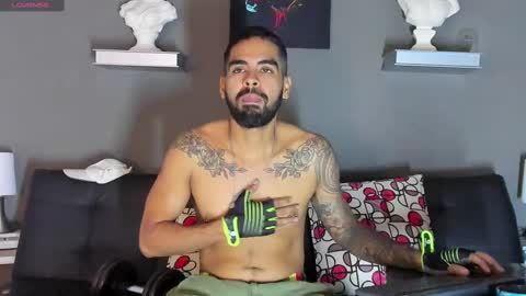    ................     online show from 03-11-25, 10:31