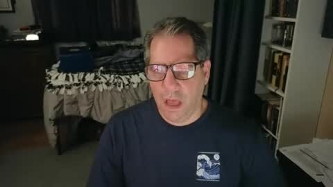 Snapshot of stephenhal9 chatting on 05-06-26, 04:41 stephenhal9 online show from 05-06-26, 04:41