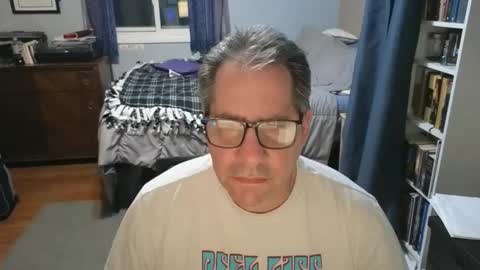 Snapshot of stephenhal9 chatting on 05-08-26, 12:49 stephenhal9 online show from 05-08-26, 12:49