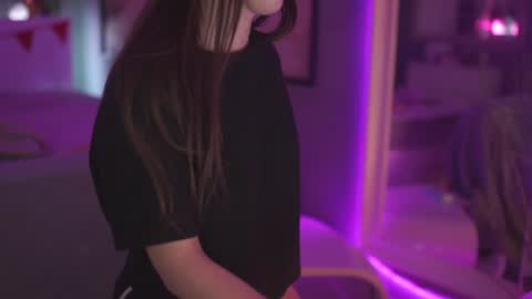 stephie0404 online show from 12-15-24, 01:57