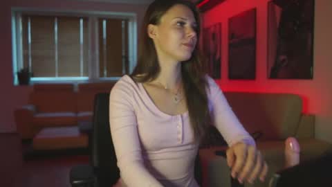 stephie0404 online show from 09-09-25, 04:34