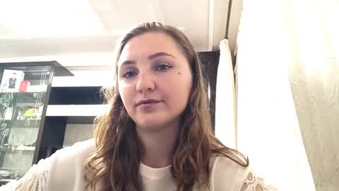 Stephanie online show from 12-15-25, 04:55