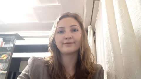 Stephanie online show from 12-20-25, 05:20