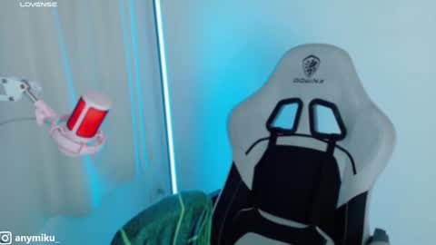 Snapshot of stephybrown chatting on 12-21-24, 04:41 stephy online show from 12-21-24, 04:41
