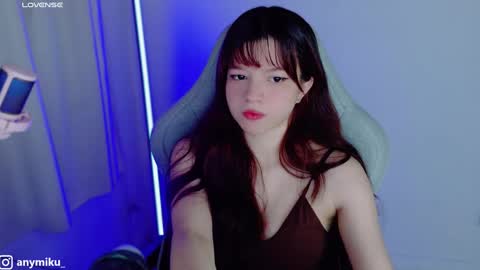 Snapshot of stephybrown chatting on 01-06-25, 11:52 stephy online show from 01-06-25, 11:52