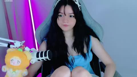 Snapshot of stephybrown chatting on 09-13-25, 12:10 stephy online show from 09-13-25, 12:10