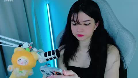 Snapshot of stephybrown chatting on 09-14-25, 12:21 stephy online show from 09-14-25, 12:21
