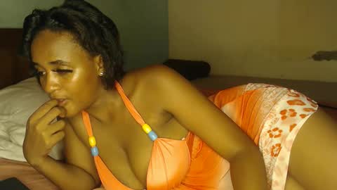 cate ma belle online show from 11-10-25, 08:41