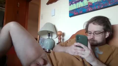 Snapshot of sterben13v chatting on 05-08-26, 09:09 Ian23602 online show from 05-08-26, 09:09