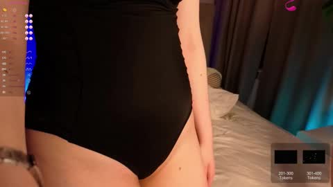 Snapshot of stesha_gold chatting on 02-24-25, 08:58 stesha_gold online show from 02-24-25, 08:58