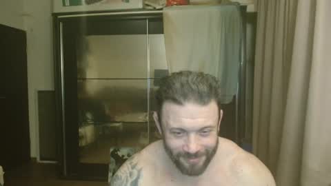 Snapshot of stevebulkzor chatting on 05-23-26, 12:27 Steve Oakenshield son of John son of Vasyl online show from 05-23-26, 12:27