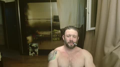 Snapshot of stevebulkzor chatting on 05-31-26, 08:32 Steve Oakenshield son of John son of Vasyl online show from 05-31-26, 08:32