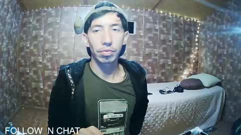 Snapshot of stevenbrookless chatting on 05-10-26, 11:21 Steve online show from 05-10-26, 11:21