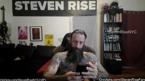 Snapshot of stevenrisenyc chatting on 06-02-26, 12:18 StevenRiseNYC online show from 06-02-26, 12:18