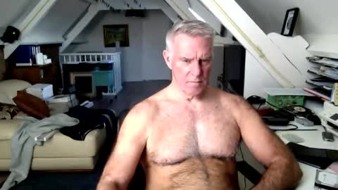 Snapshot of stevetwo chatting on 03-25-26, 01:28 stevetwo online show from 03-25-26, 01:28