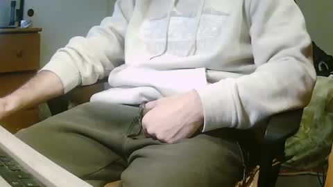 Snapshot of stevo69697 chatting on 12-27-24, 04:21 Chillguy online show from 12-27-24, 04:21