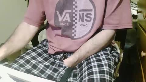 Snapshot of stevo69697 chatting on 03-02-25, 06:27 Chillguy online show from 03-02-25, 06:27