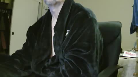 Chillguy online show from 05-20-26, 04:40