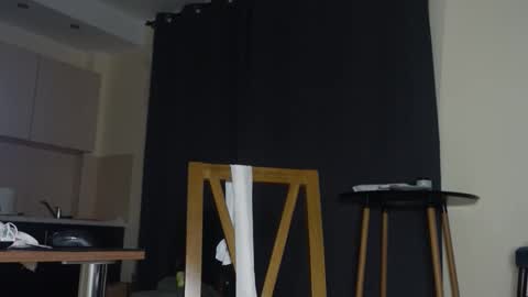 Snapshot of stewart_benzo chatting on 04-01-26, 02:56 Stewart Barnz online show from 04-01-26, 02:56