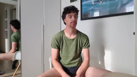 Snapshot of sti270452 chatting on 10-27-25, 01:26 Jenk online show from 10-27-25, 01:26