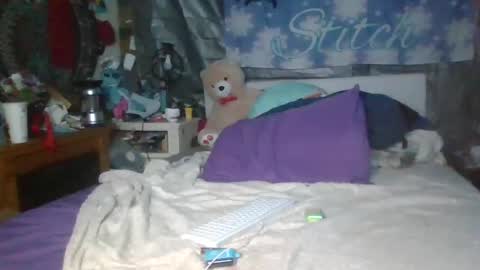 Snapshot of stitchsunshine85 chatting on 02-24-25, 09:53 Tasha and Drew online show from 02-24-25, 09:53