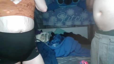 Snapshot of stitchsunshine85 chatting on 03-05-25, 09:38 Tasha and Drew online show from 03-05-25, 09:38